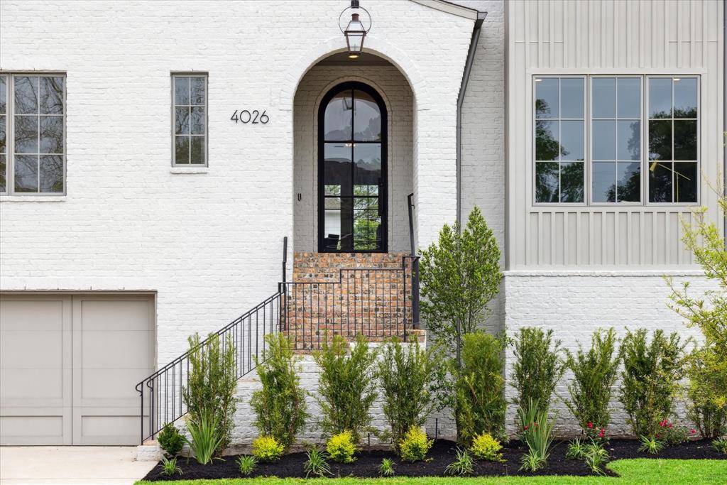 Houston, TX 77025,4026 Falkirk LN