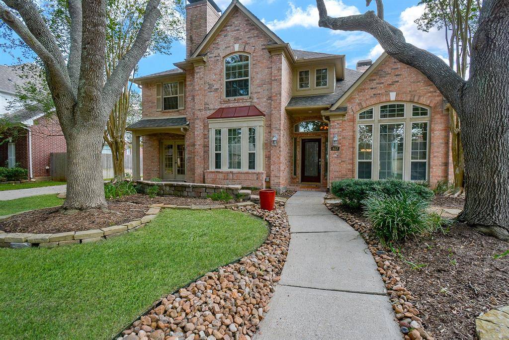 Sugar Land, TX 77479,827 Lakespur DR