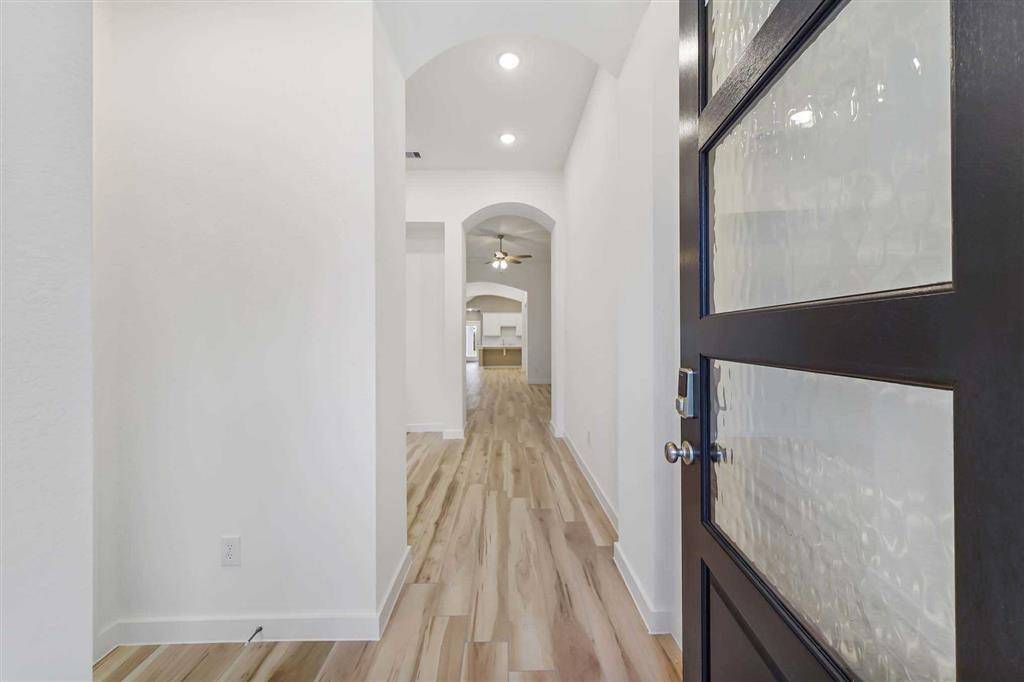 Montgomery, TX 77316,26428 Skylight Brook CIR