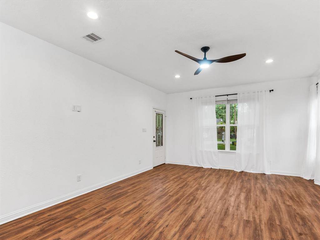 Tomball, TX 77375,304 Epps ST