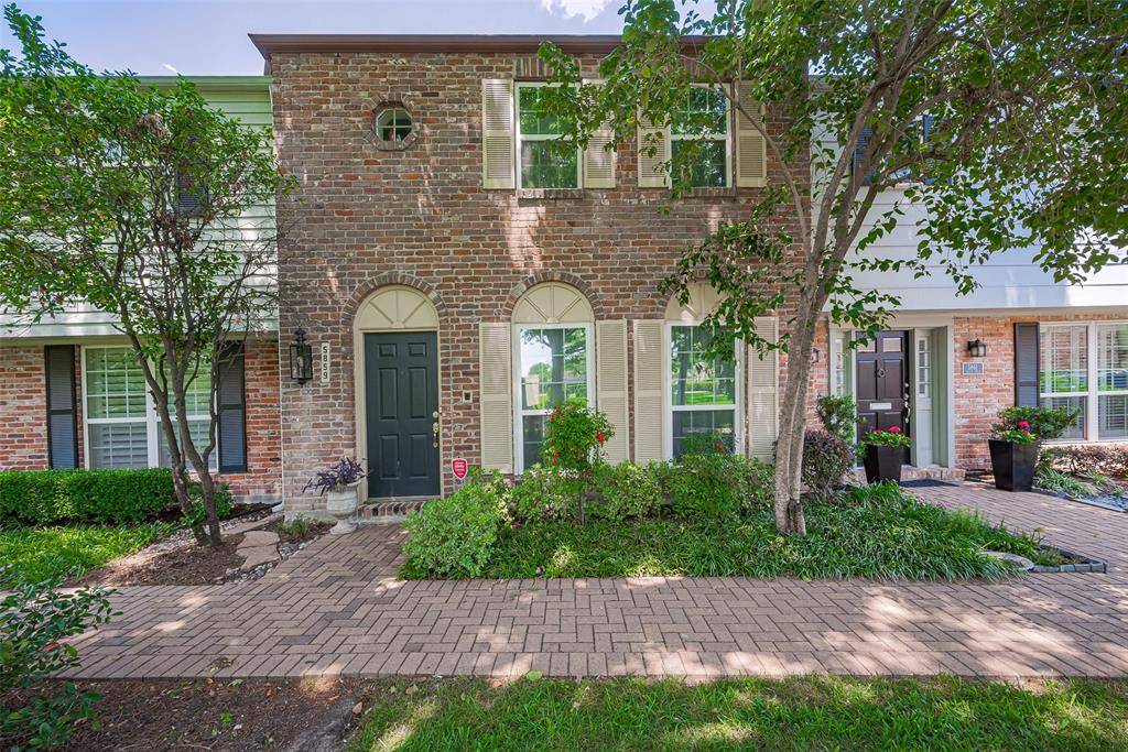 Houston, TX 77057,5859 Valley Forge DR #111