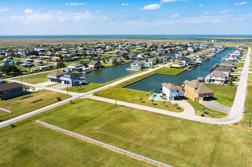 Crystal Beach, TX 77650,1190 Waterview LN