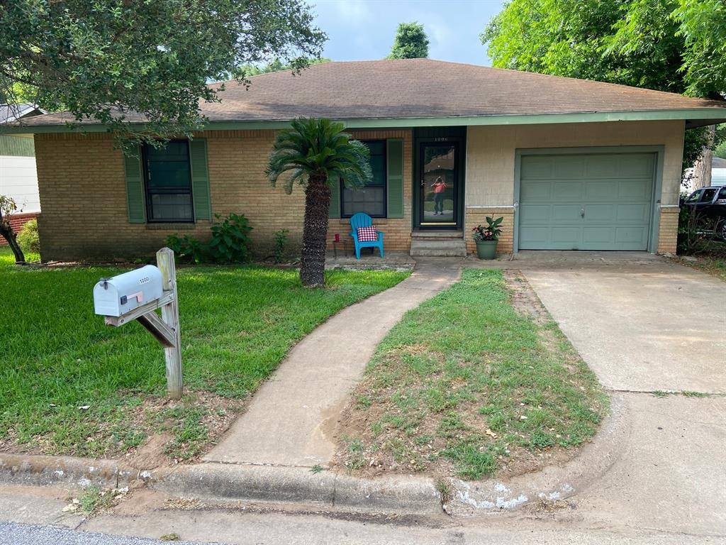 Brenham, TX 77833,1000 E Stone ST