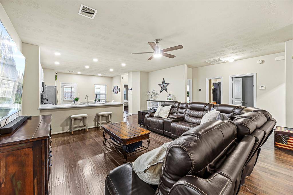 Tomball, TX 77375,11210 Kingsnorth DR