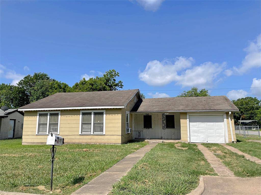 Brenham, TX 77833,1311 Higgins ST