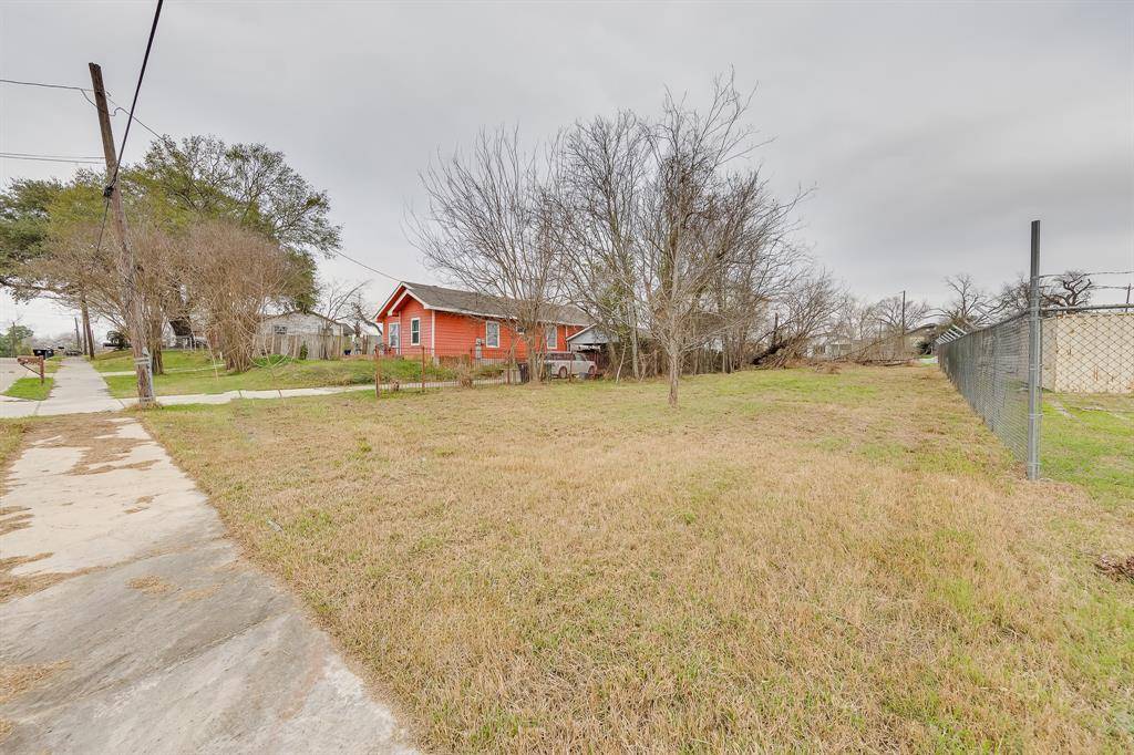 Houston, TX 77012,0 Brays ST