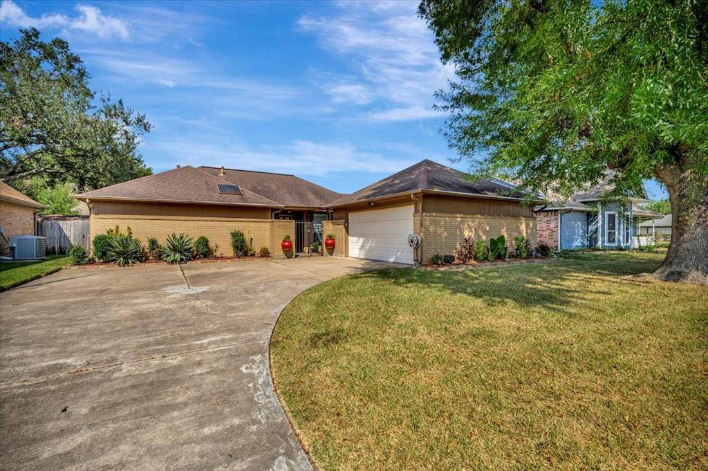 Deer Park, TX 77536,702 Tudor CT