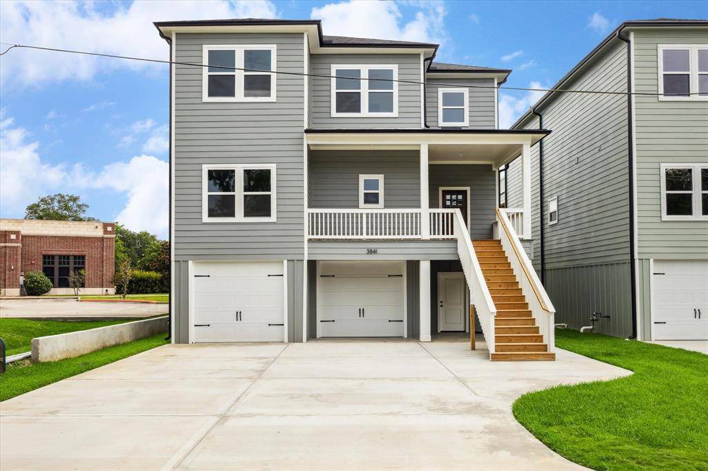 Dickinson, TX 77539,3841 Water ST