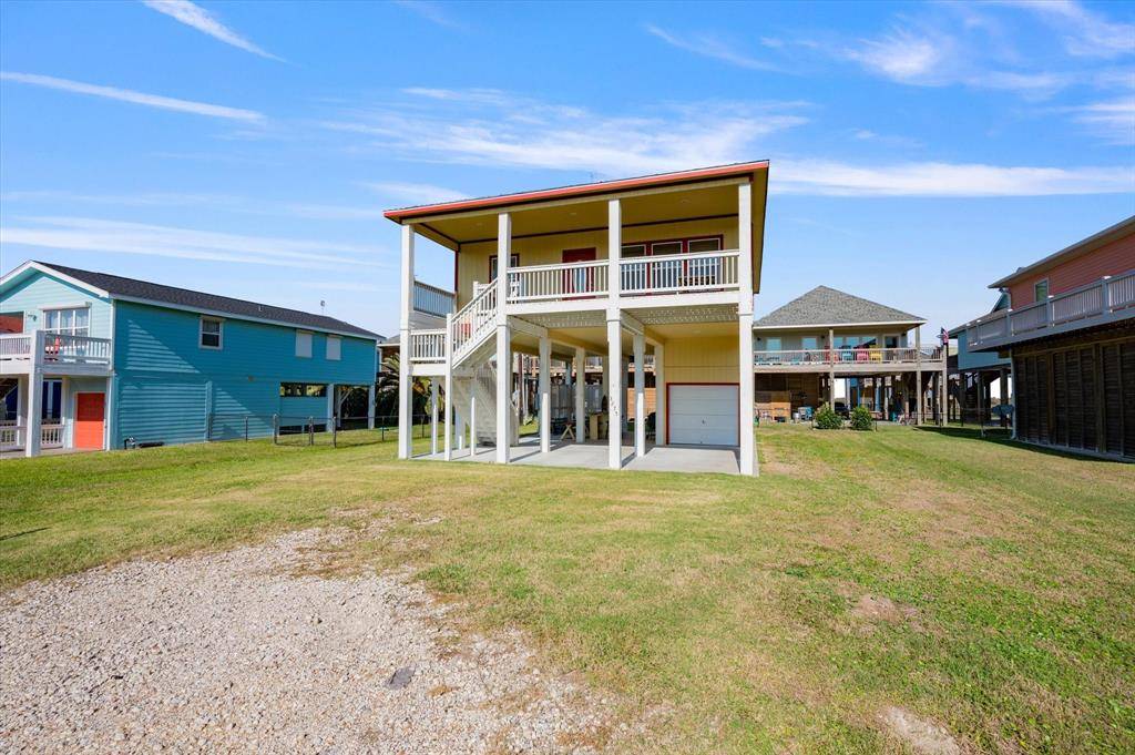 Crystal Beach, TX 77650,3275 Pirates Cove