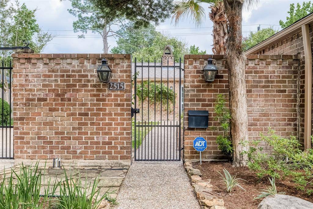 Houston, TX 77042,2515 Briarpark Drive