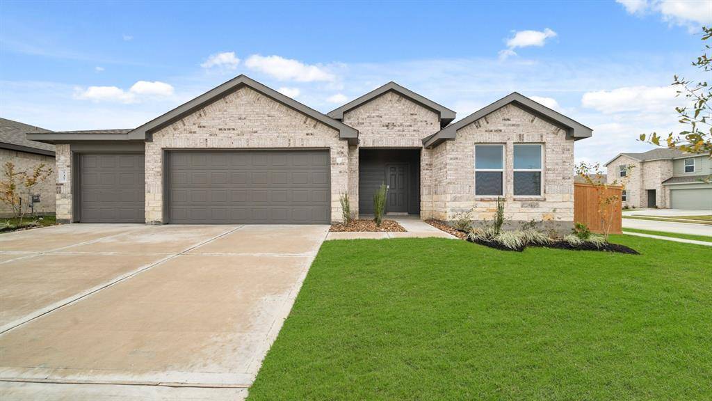 Dayton, TX 77535,737 Nueces LN