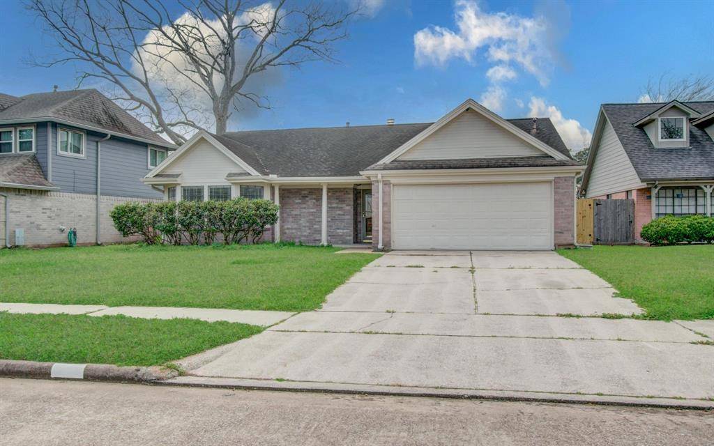 League City, TX 77573,802 Apple LN