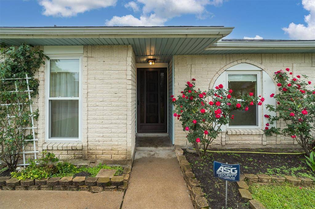 Houston, TX 77062,16602 La Avenida DR