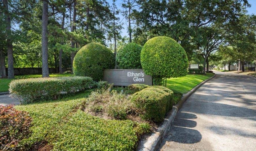 Houston, TX 77024,107 Litchfield LN