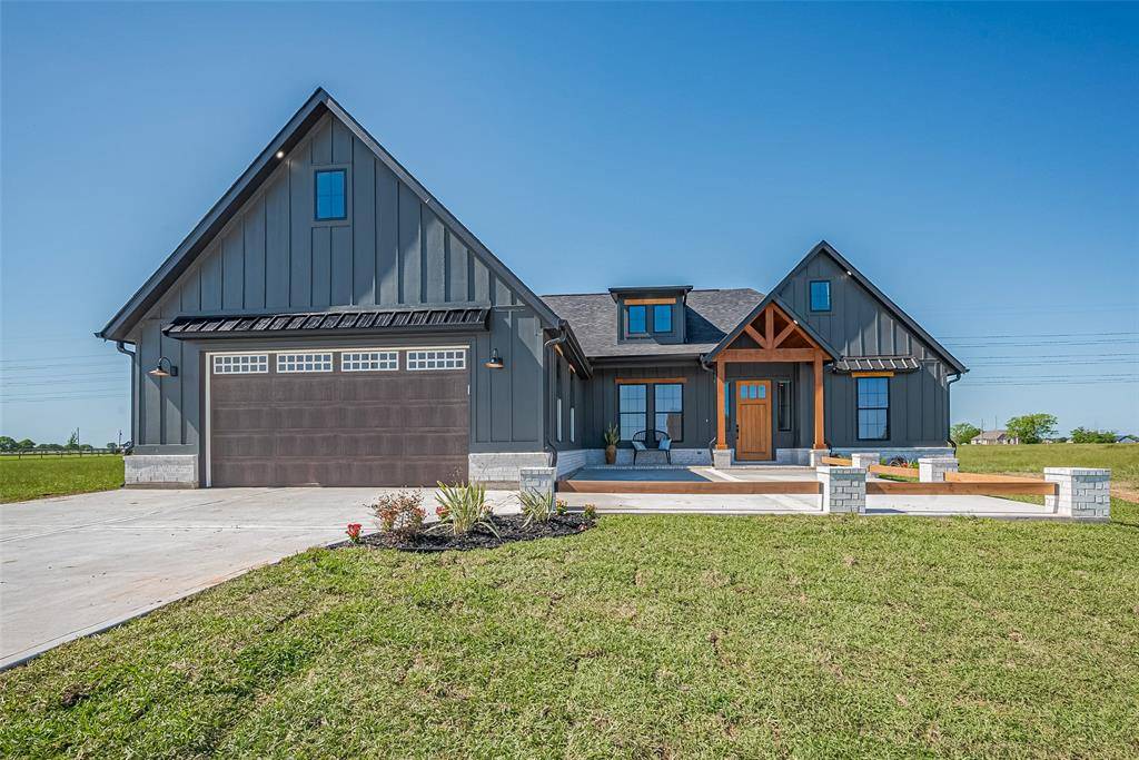 Angleton, TX 77515,435 Sunset Trail