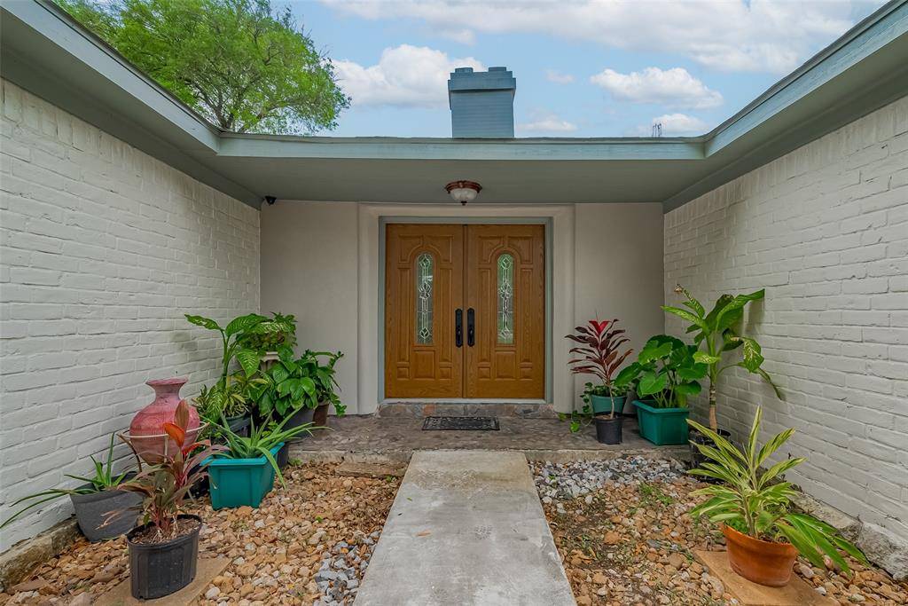 Houston, TX 77099,12811 Huntington Venture DR