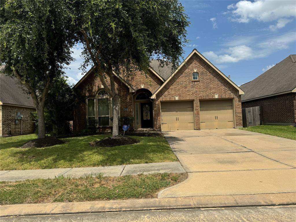 Pearland, TX 77584,2814 Leafwood LN