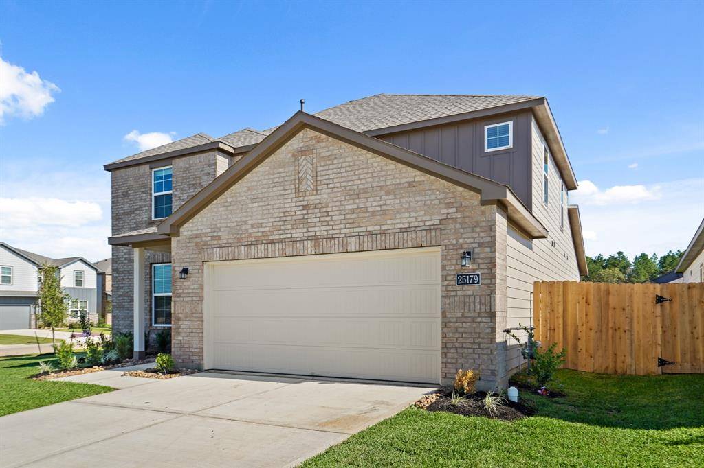 Montgomery, TX 77316,25179 Leather Leaf CT