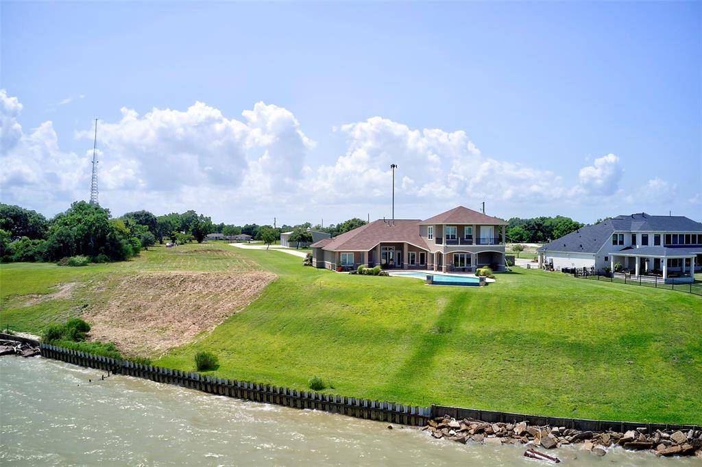 Beach City, TX 77523,000 FM 2354