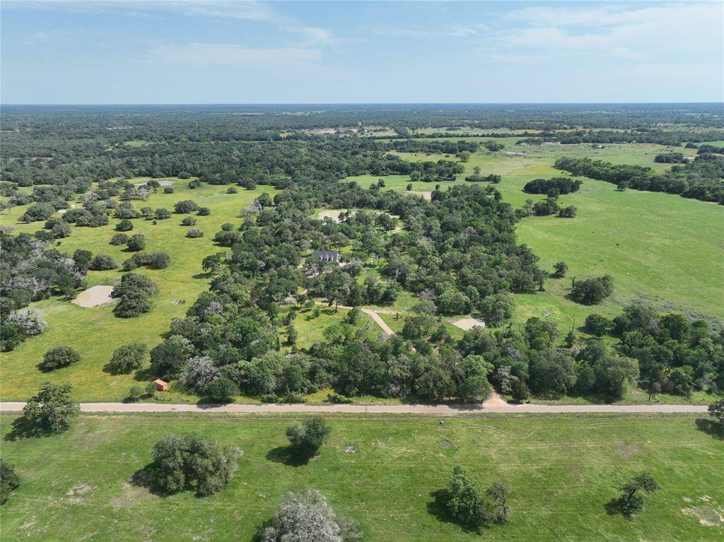 Weimar, TX 78962,1386 County Road 218