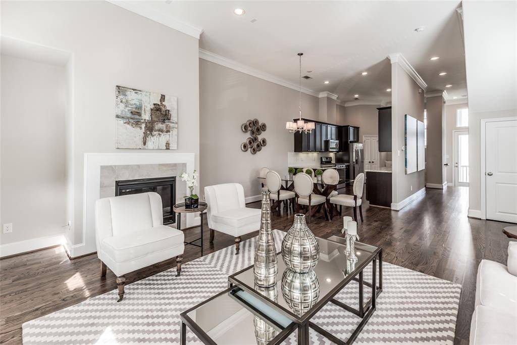 Houston, TX 77008,623 W 24th ST