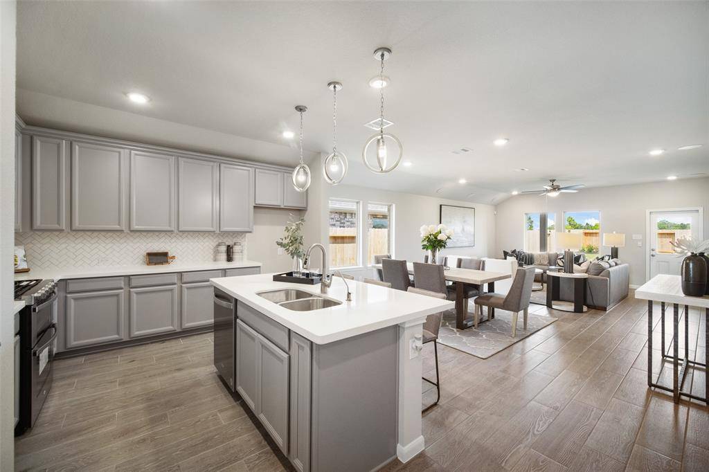 Alvin, TX 77511,230 Magnolia Laurel DR