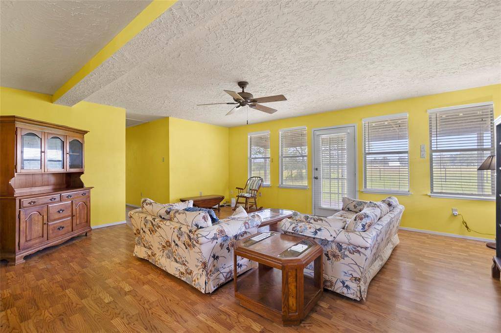 Bedias, TX 77831,25 Willey RD