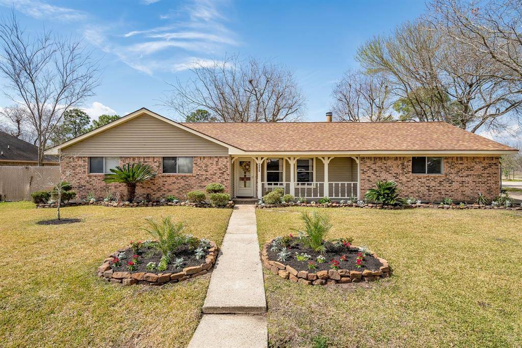 Highlands, TX 77562,8207 Oleander ST