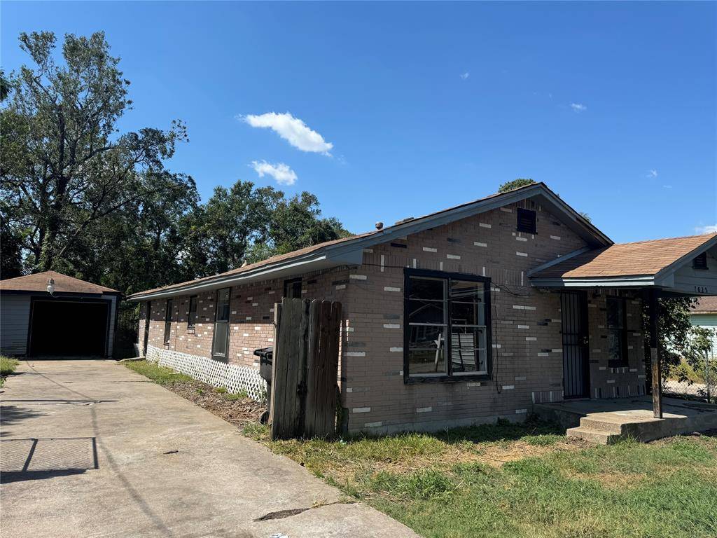 Houston, TX 77016,7625 Pointer ST