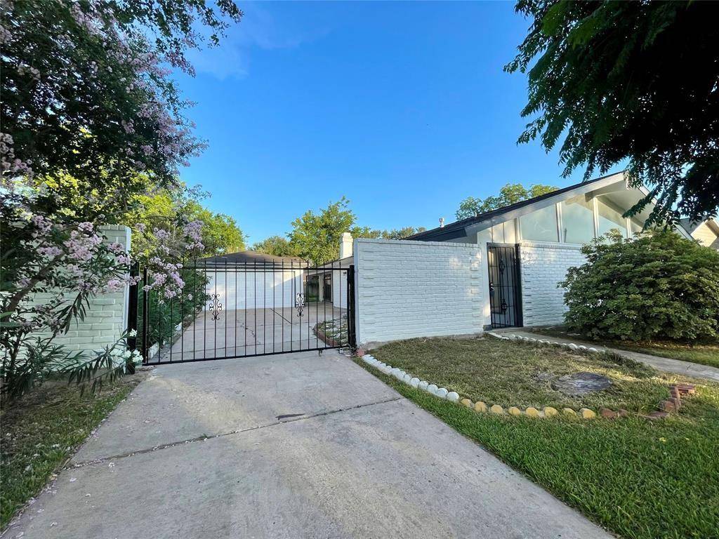 Houston, TX 77099,10503 Cook RD