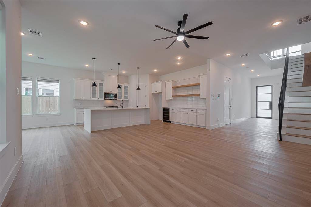 Houston, TX 77088,2532 Wall ST