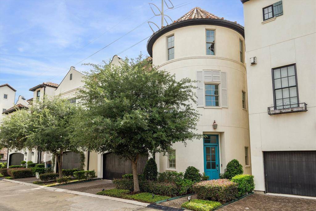 Houston, TX 77055,1124 Mosaico LN