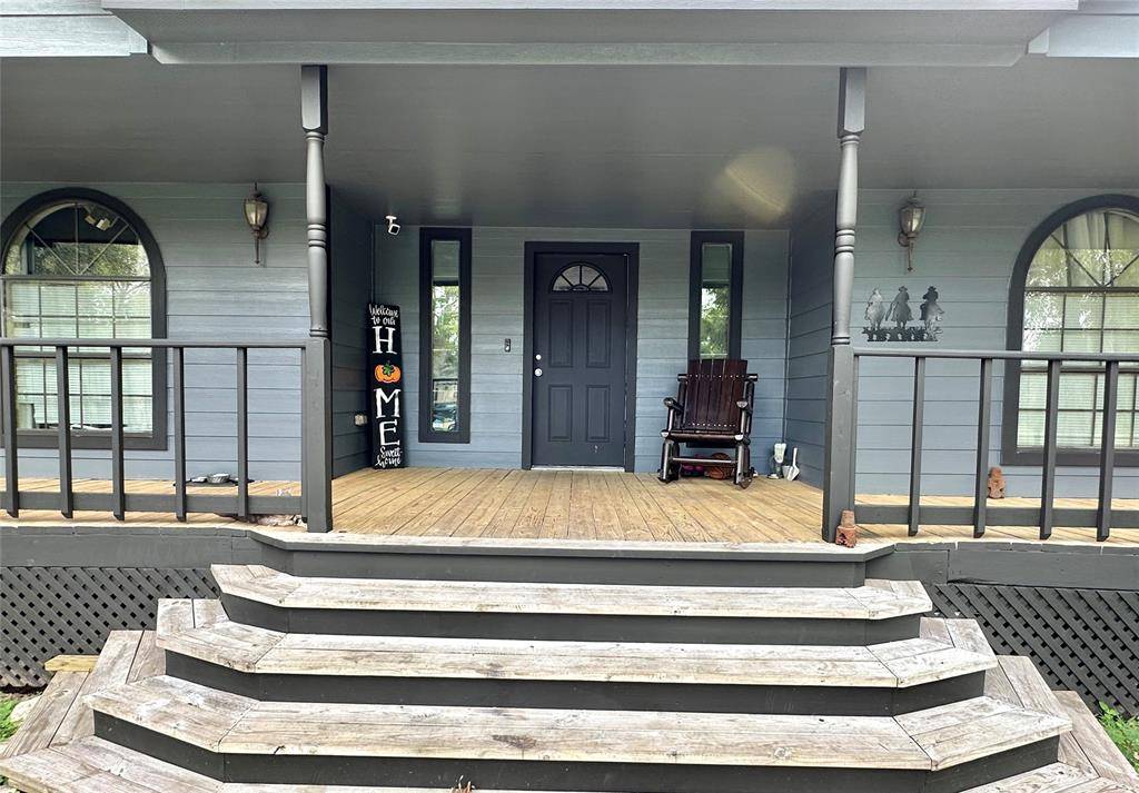 El Campo, TX 77437,1011 W 5th ST