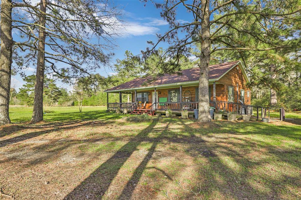 Dayton, TX 77535,688 County Road 677