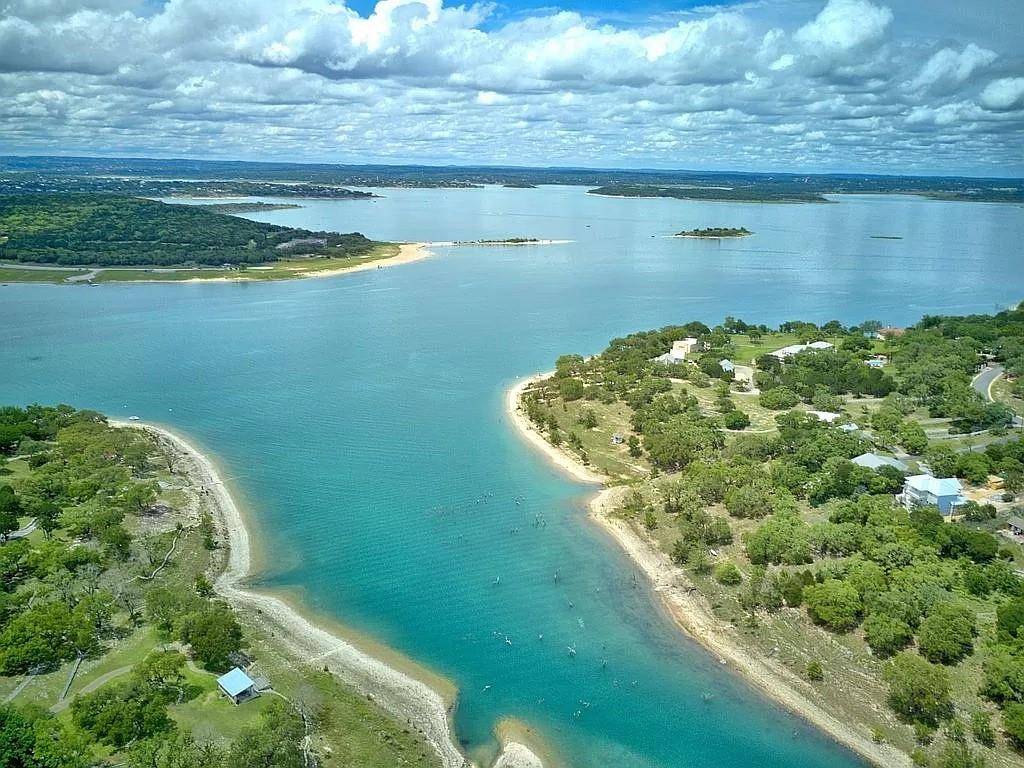 Canyon Lake, TX 78133,705 Blue Water DR