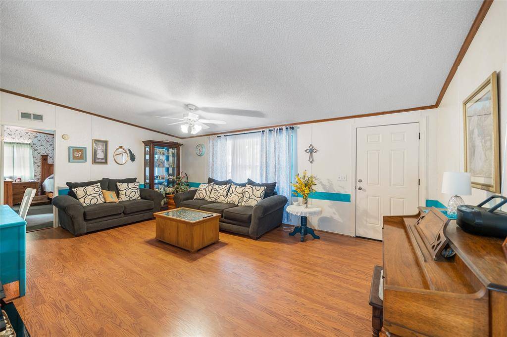 Coldspring, TX 77331,172 Jackson RD