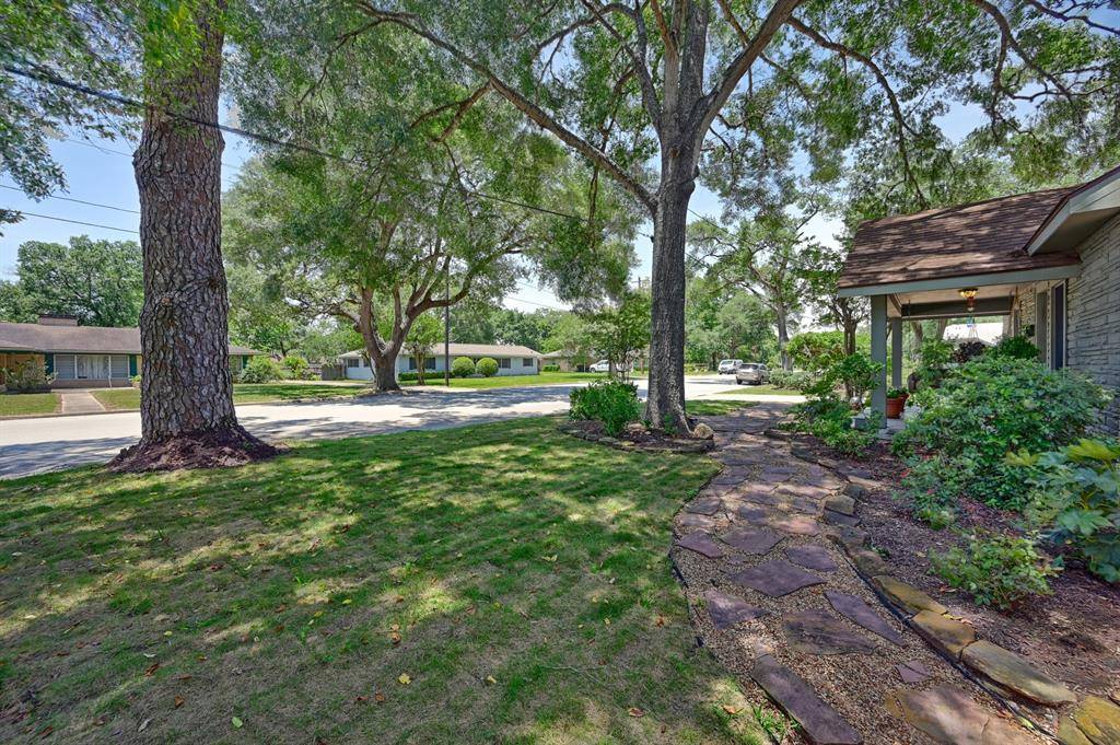 Sealy, TX 77474,1026 Atchison ST