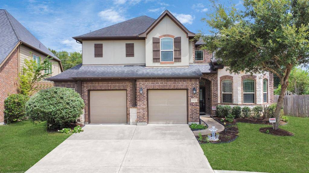 Sugar Land, TX 77479,3803 May Ridge LN