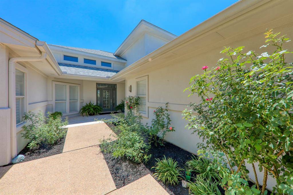 Point Venture, TX 78645,18707 Venture DR