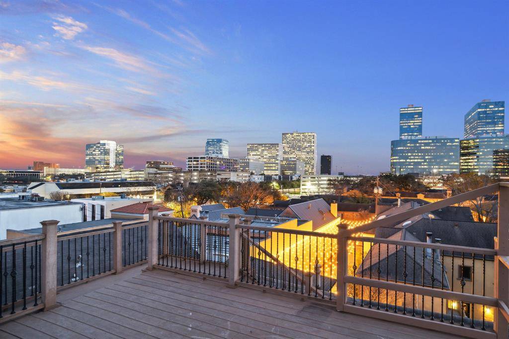 Houston, TX 77027,3224 Alabama CT