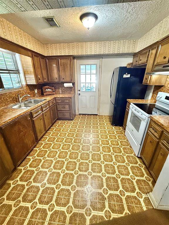 Dickinson, TX 77539,3217 Edgewood DR