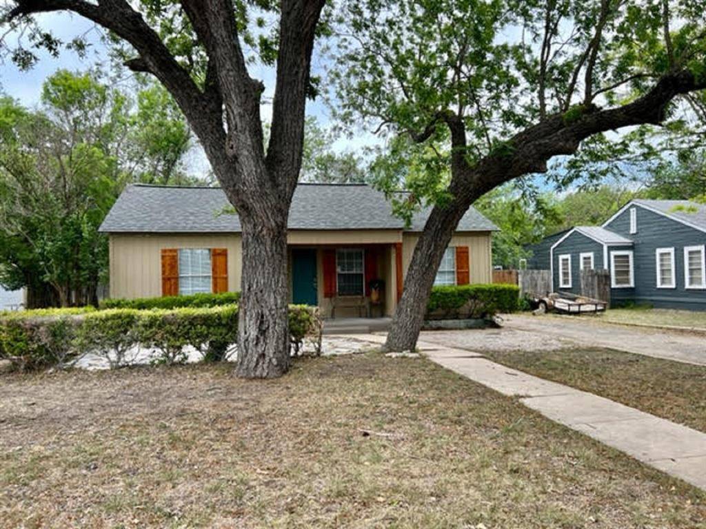 Kerrville, TX 78028,311 Surber ST