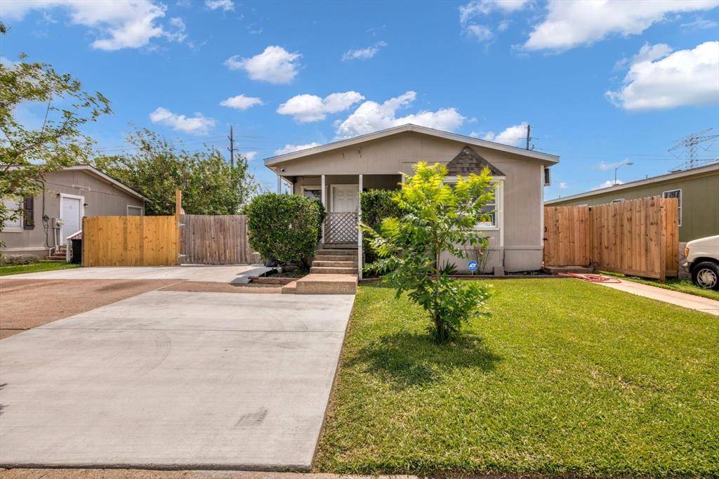Houston, TX 77044,11806 Greenspark LN