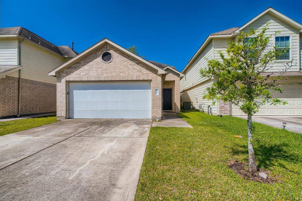 Houston, TX 77014,15471 Bammel Oaks CT