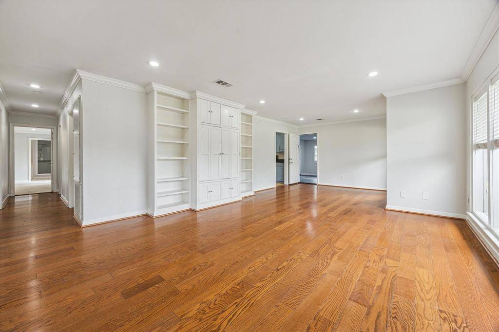 Houston, TX 77056,5329 Judalon LN