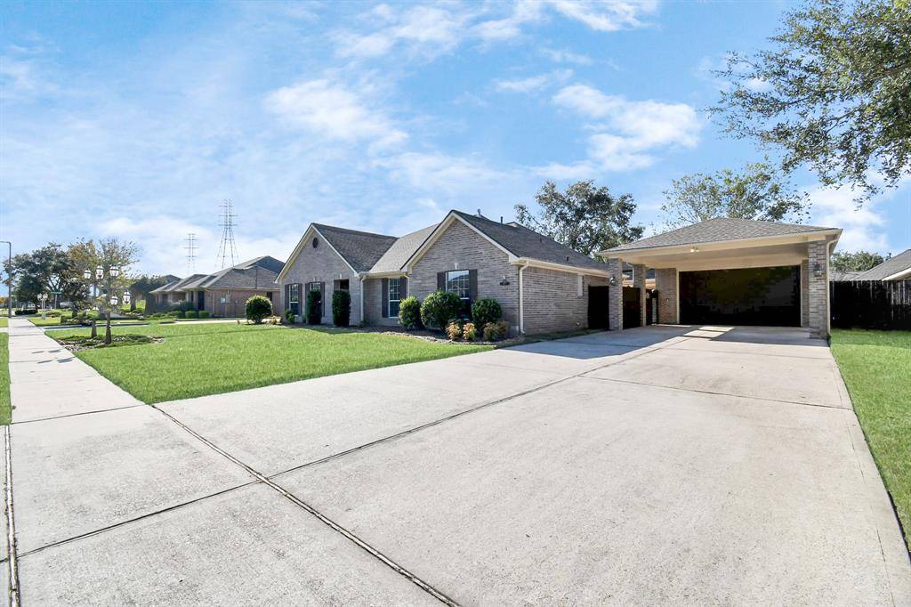 League City, TX 77573,409 Clear Creek Meadows DR