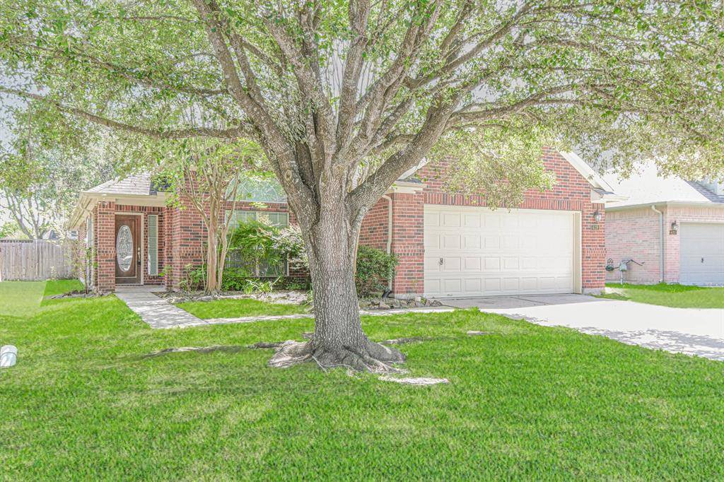 League City, TX 77573,419 Livingstone LN