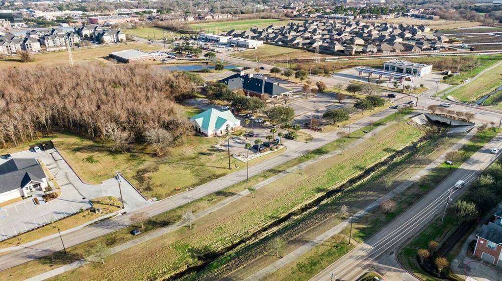 Baytown, TX 77521,0 Emmett Hutto Blvd