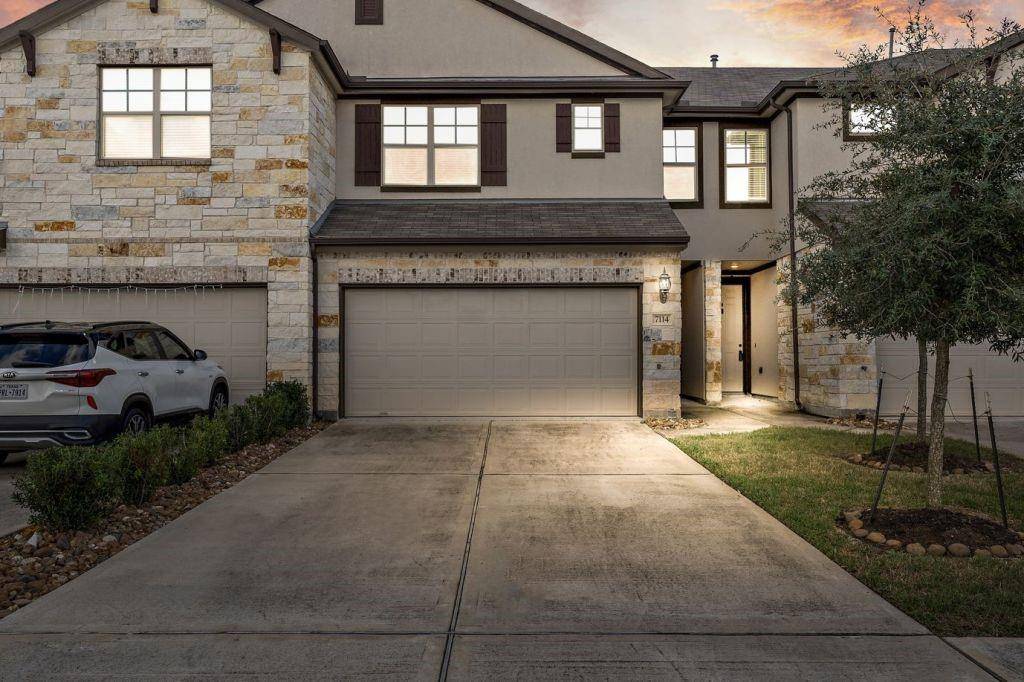 Pearland, TX 77584,7114 Fannin ST