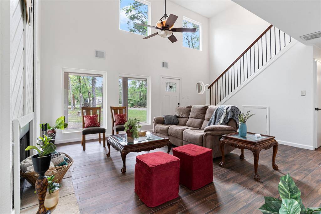 Conroe, TX 77302,17926 Country Place DR